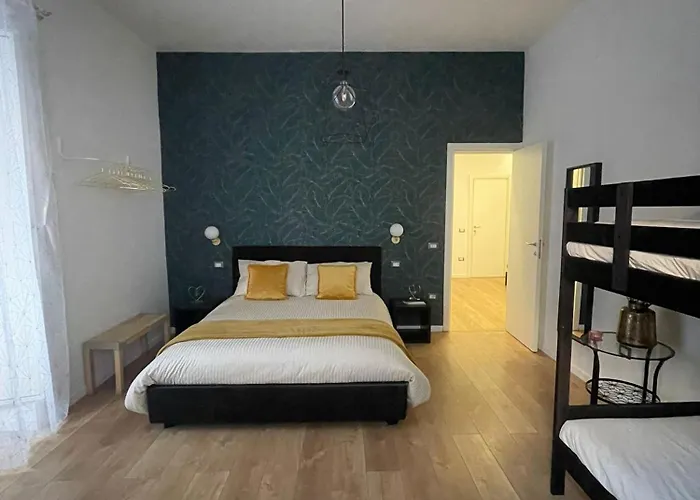 La città di Pulcinella Napoli